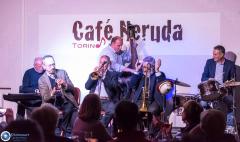 GIGI CAVICCHIOLI & THE NEW ORLEANS STOMPERS