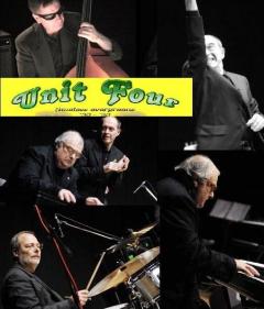 UNIT FOUR al Cafè Neruda