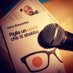Dario Benedetto in "Piglia un uovo che ti sbatto" al Circolo SUD