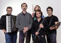 Banda Elastica Pellizza al Cafè Neruda