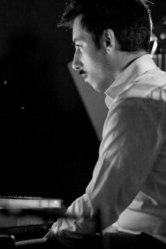 Jazz Walls Live presenta Sergio Di Gennaro Trio al Magazzino sul Po