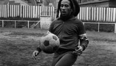 Morto dal vivo #5 Crazy Power Flowers feat Sabrina Pallini suonano Bob Marley al SUD