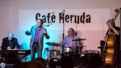 UNIT FOUR al Cafè Neruda