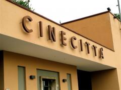 Solidarietà ai lavoratori di Cinecittà da Arci e Ucca