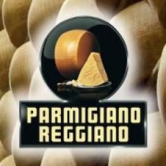 Aiutiamo i caseifici terremotati con l'acquisto di Parmigiano Reggiano presso il GAS Villa5