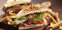 Club Sandwich&Pool@the Hustler