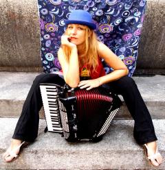 Gaia Mobilij in concerto al Circolo Pueblo 