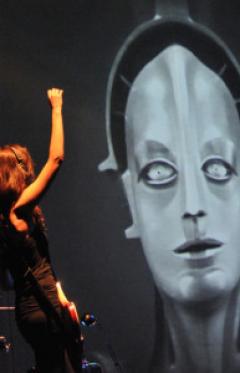 Torino Fringe Festival - SUPeRSHOcK VS MetROPOlIS al  Magazzino sul Po