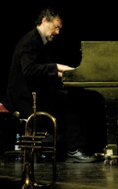 Il Consorzio Piemonte Jazz presenta JOHN DONALDSON al Cafè Neruda