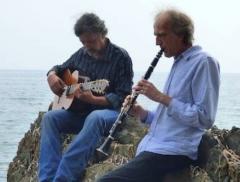 Ruffino e Ponzo interpretano Francesco Guccini allo Stranamore