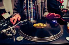 Aperitivo Elettro Swing & Balkan Night