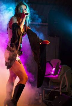 JUST DANCE