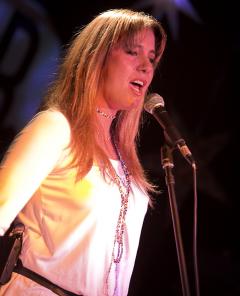 Ginevra Di Marco al Cafè Neruda 