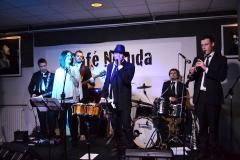 GRAVITY al Cafè Neruda