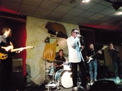 Ben Dixen and the Big Shots al Cafè Neruda