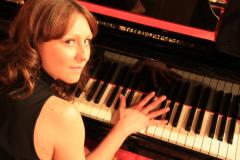 Silvia Crovesio presenta il suo ultimo album "Oltre il Sole" al Circolo Sud