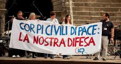 AAA Volontari cercasi per... Un'altra difesa è possibile!
