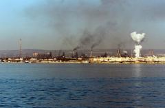 Liberare il lavoro, declinarlo con l'ambiente. La solidarietà dell'Arci ai lavoratori dell'Ilva di Taranto e di Genova