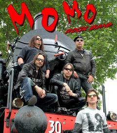 MOMO al Cafè Neruda