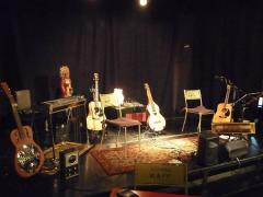 Forever Young - Unplugged Trio at Asylum Bees-trò